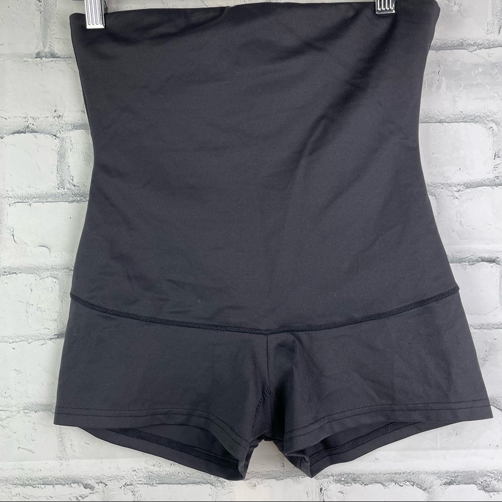 MaidenForm Under garment Tummy Control Black Shape wear Size: Large